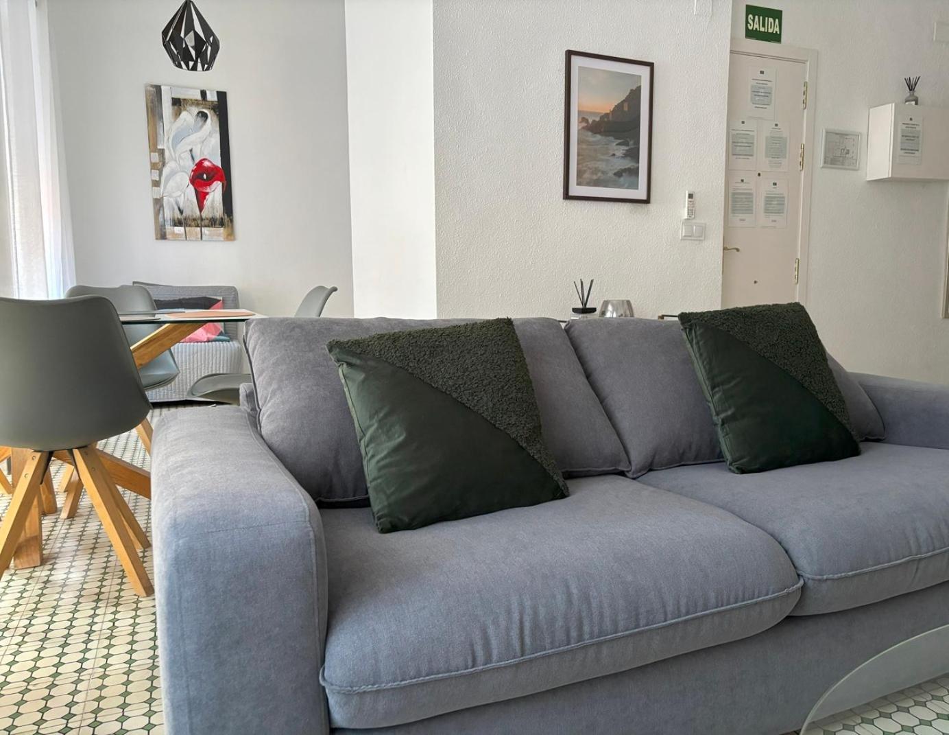 Beautiful Appartment In The Heart Of Alicante Exterior photo